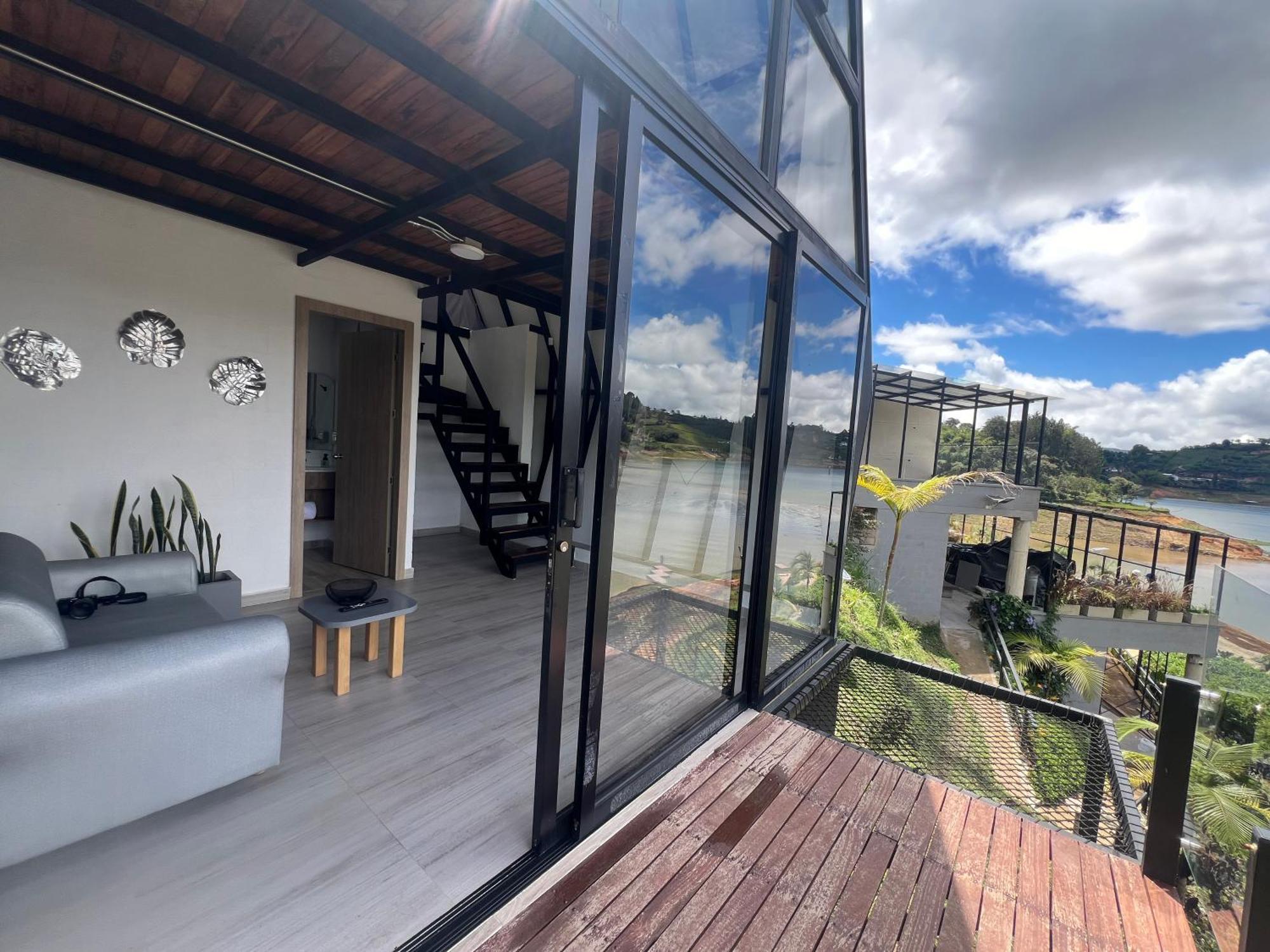 Viajero Guatape Hostel & Lake Club Phòng bức ảnh
