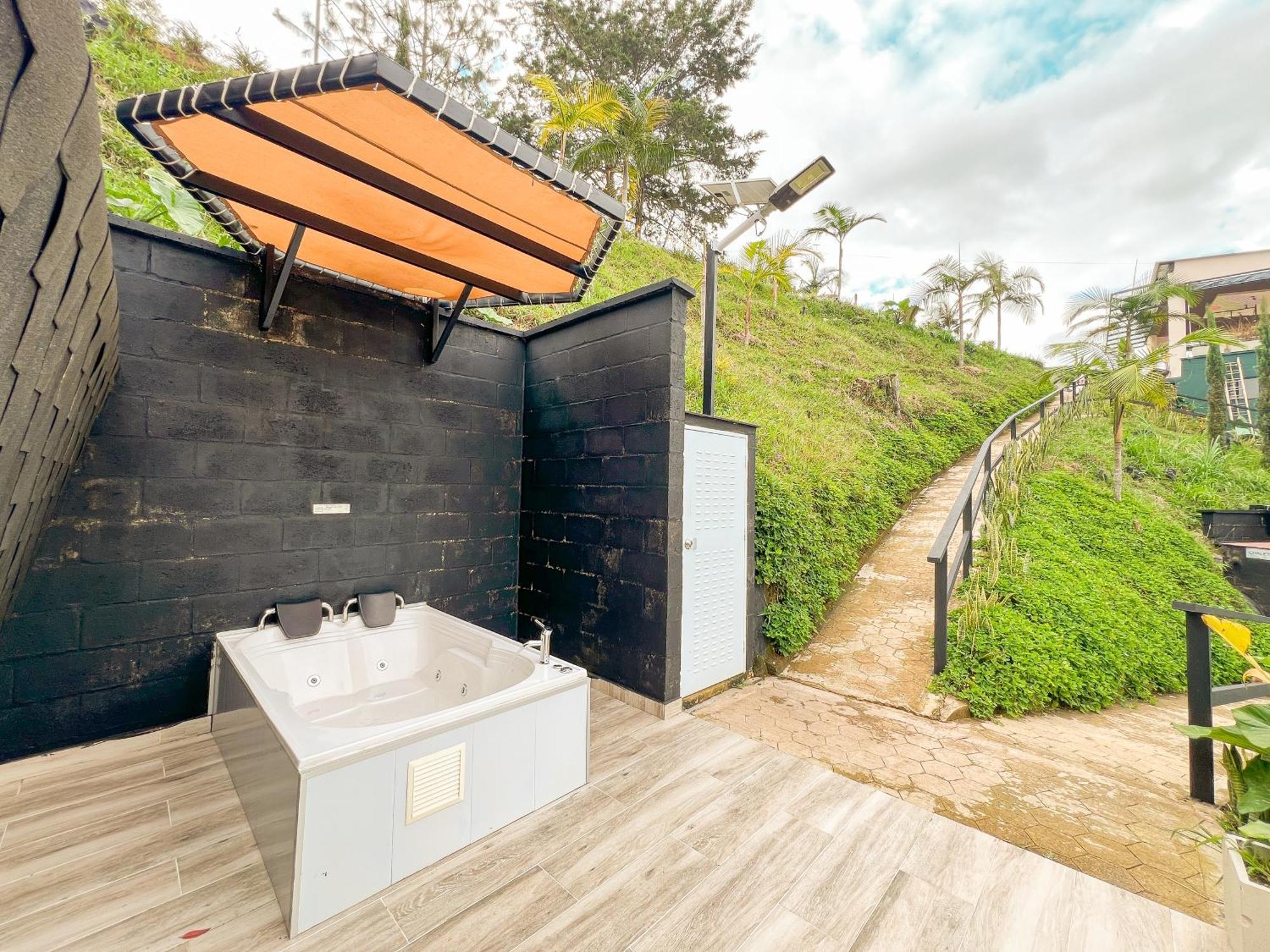 Viajero Guatape Hostel & Lake Club Phòng bức ảnh