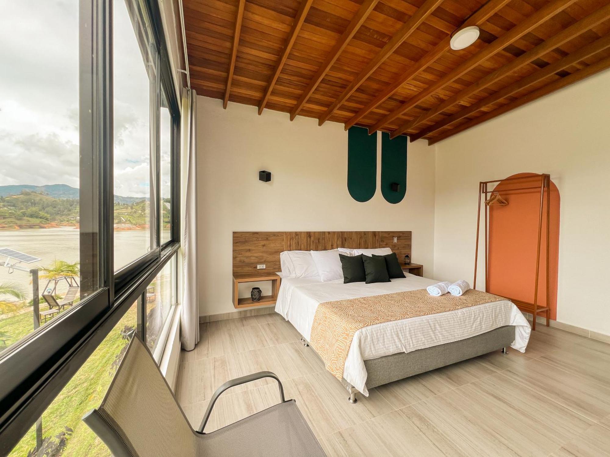 Viajero Guatape Hostel & Lake Club Ngoại thất bức ảnh
