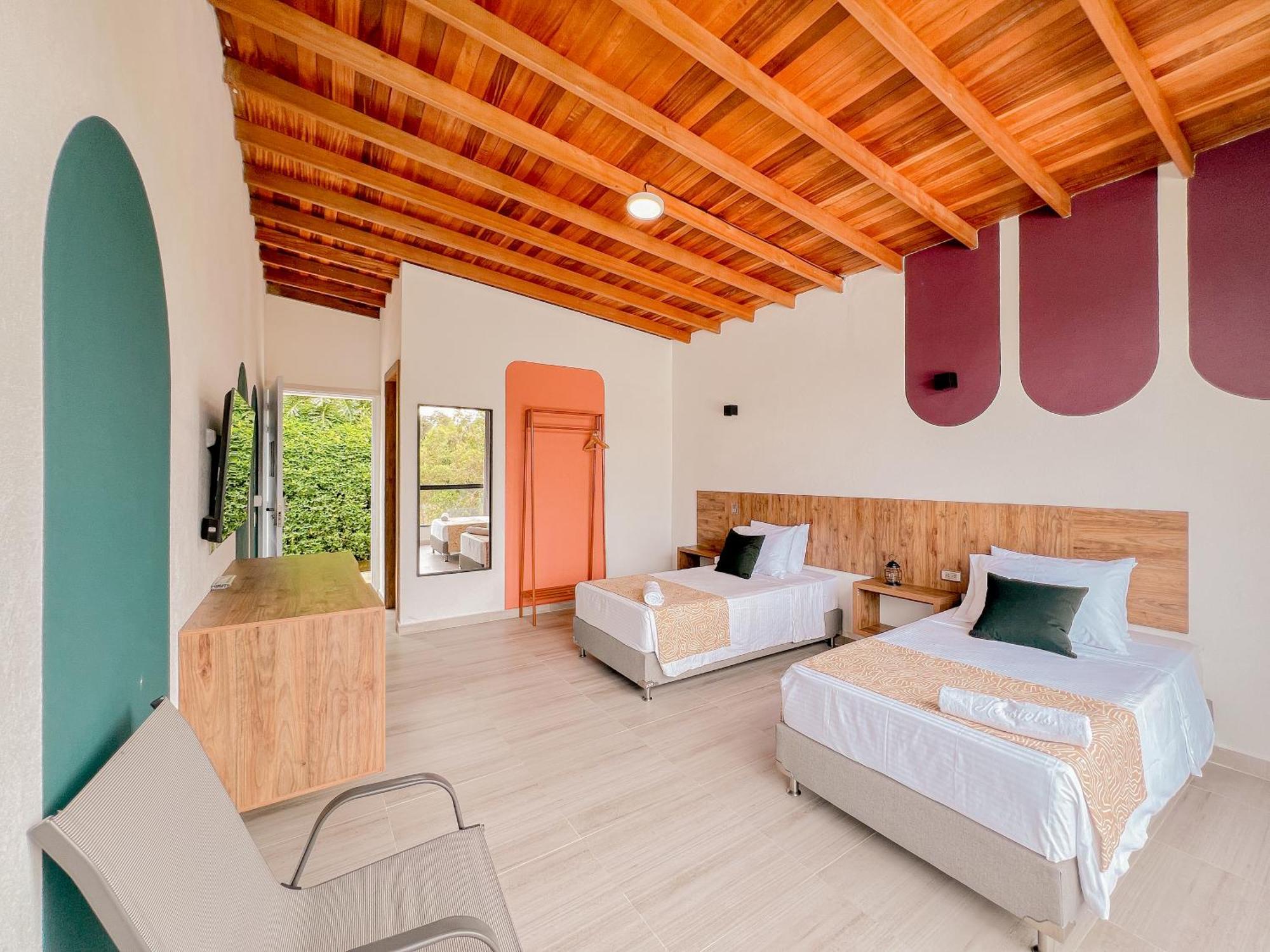 Viajero Guatape Hostel & Lake Club Phòng bức ảnh