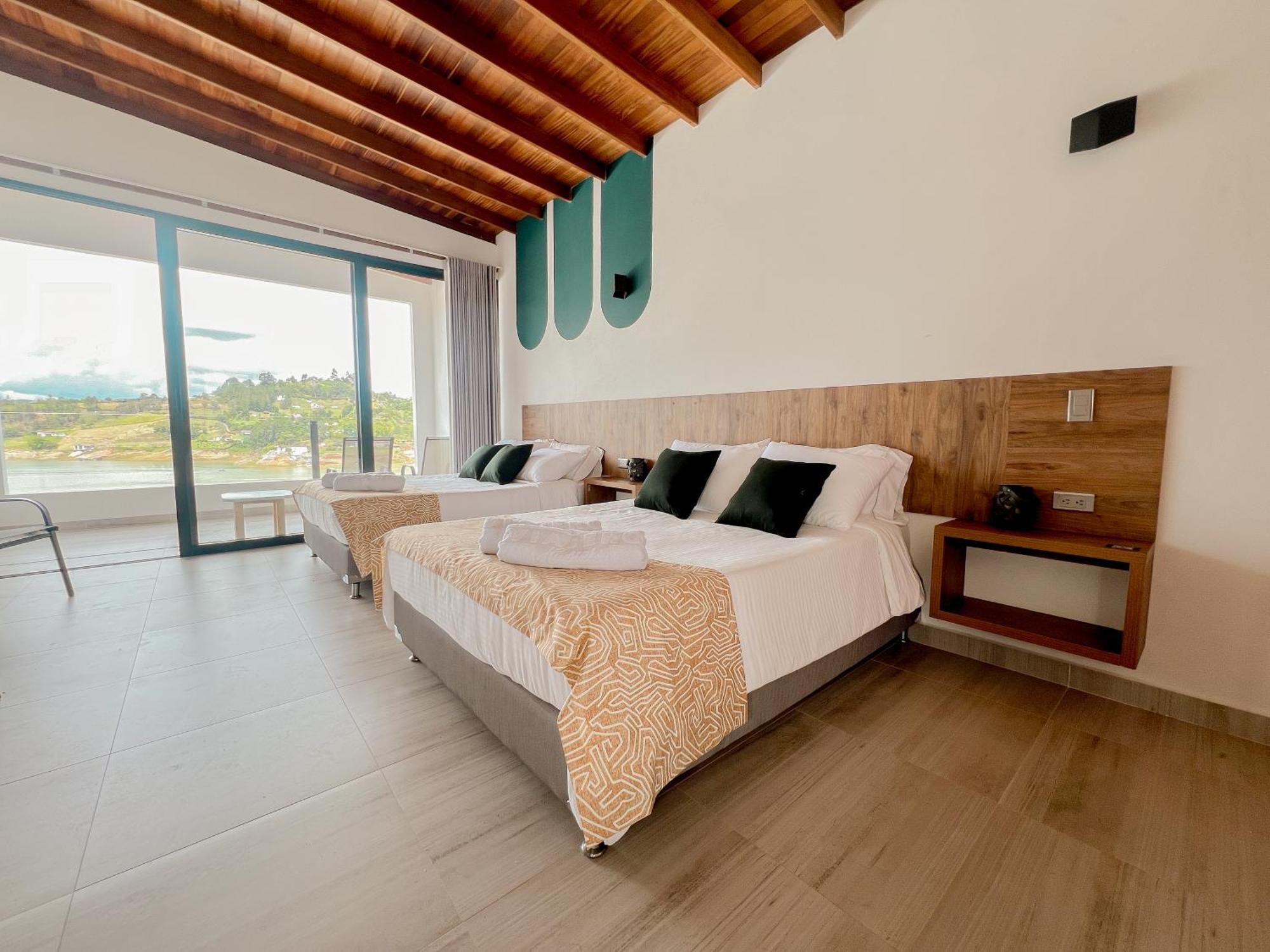 Viajero Guatape Hostel & Lake Club Phòng bức ảnh
