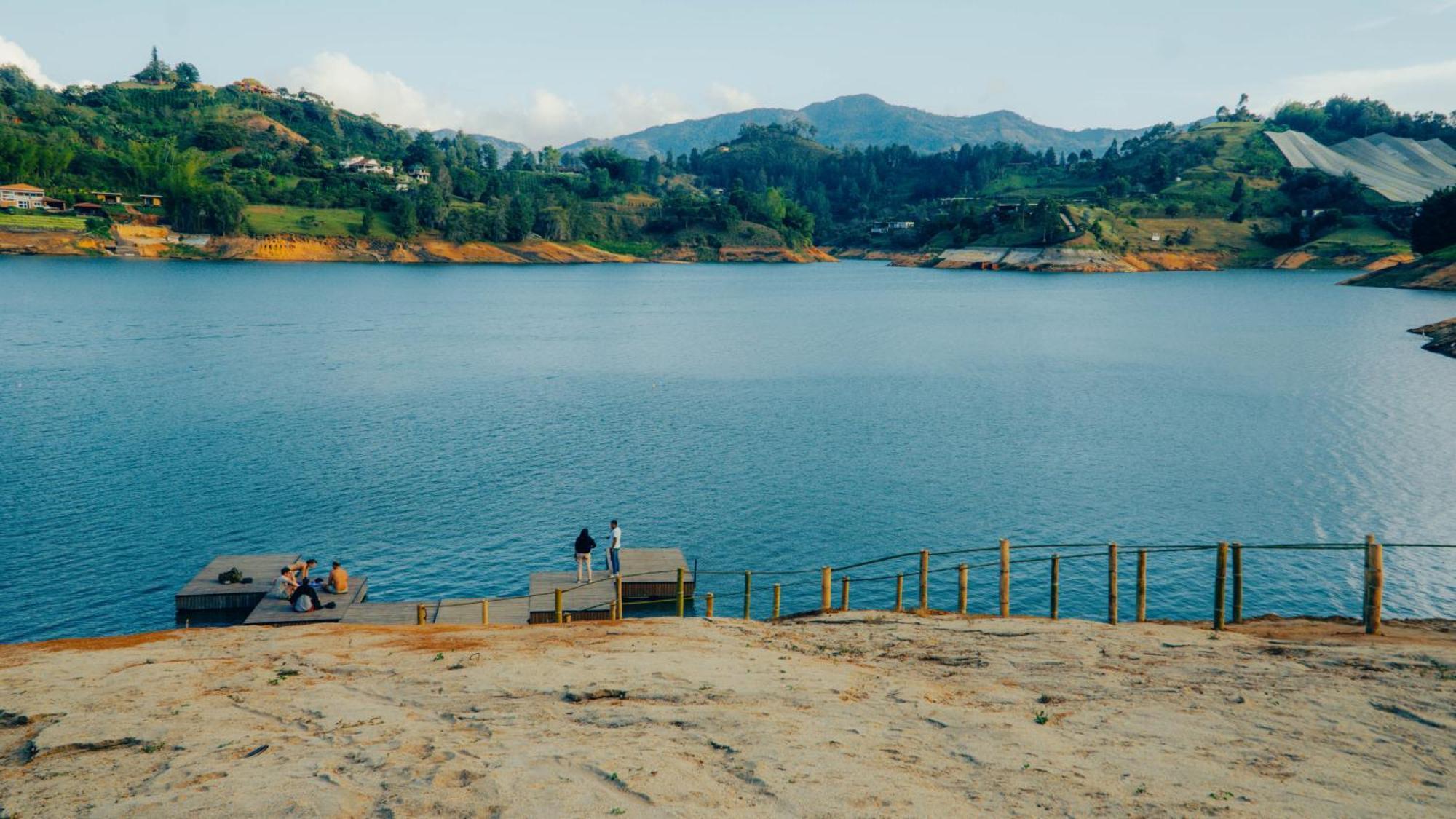 Viajero Guatape Hostel & Lake Club Ngoại thất bức ảnh